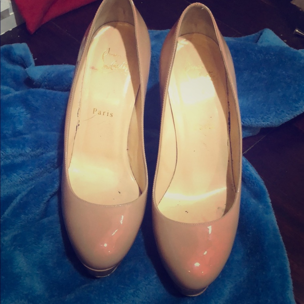 christian louboutin nude heels